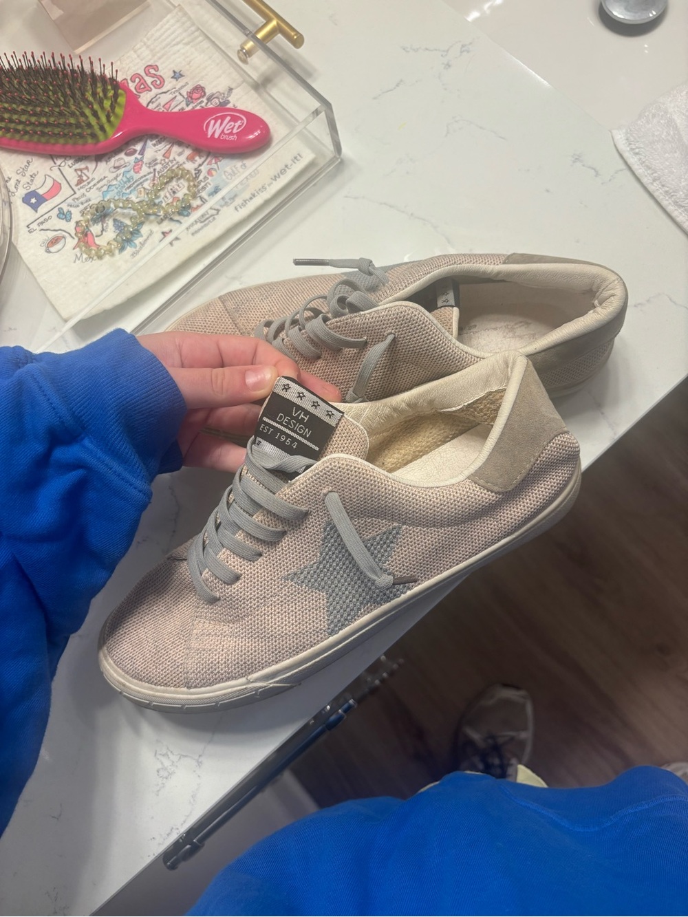 Vintage Havana Beige and Gray Star Sneakers